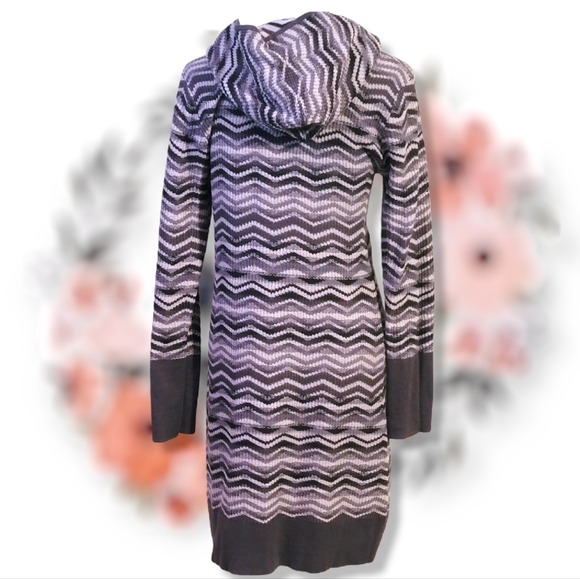 💕SOLD! Prana Meryl Gray Chevron Striped Hooded Sweater Dress size XL - Picture 5 of 8